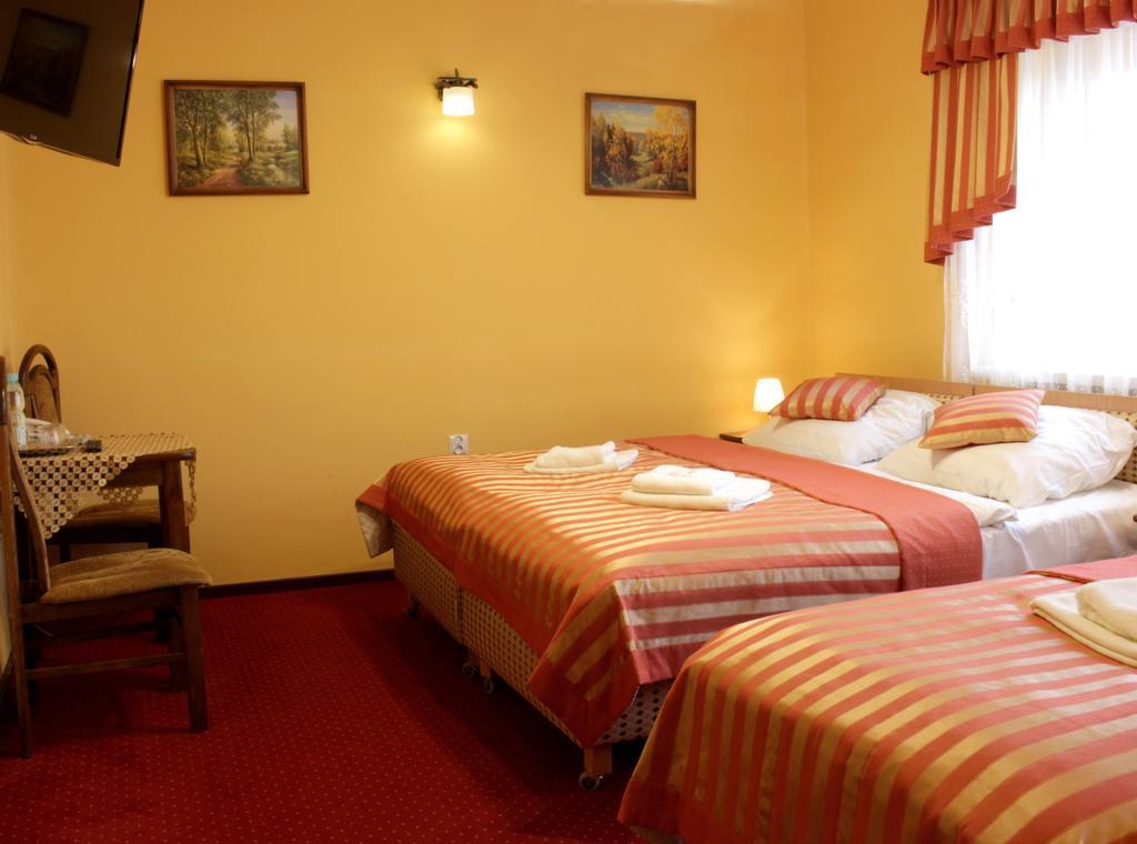 Hotel Dukat Biała Podlaska Zimmer foto