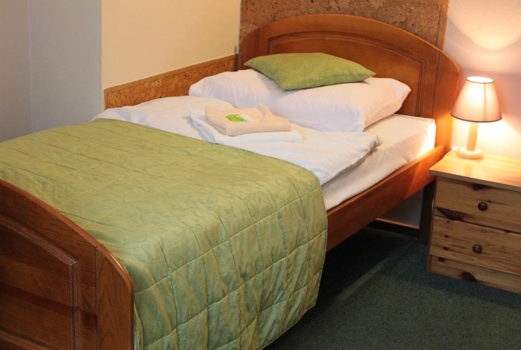 Hotel Dukat Biała Podlaska Zimmer foto